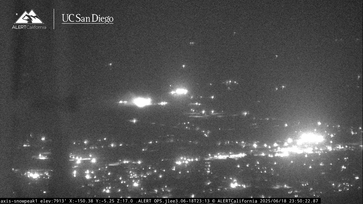 DanielFireTruck's tweet photo. Looks like they got the #BobFire pretty much knocked down, not hearing much on the radio feed right now. https://t.co/Cb0yF1li1U