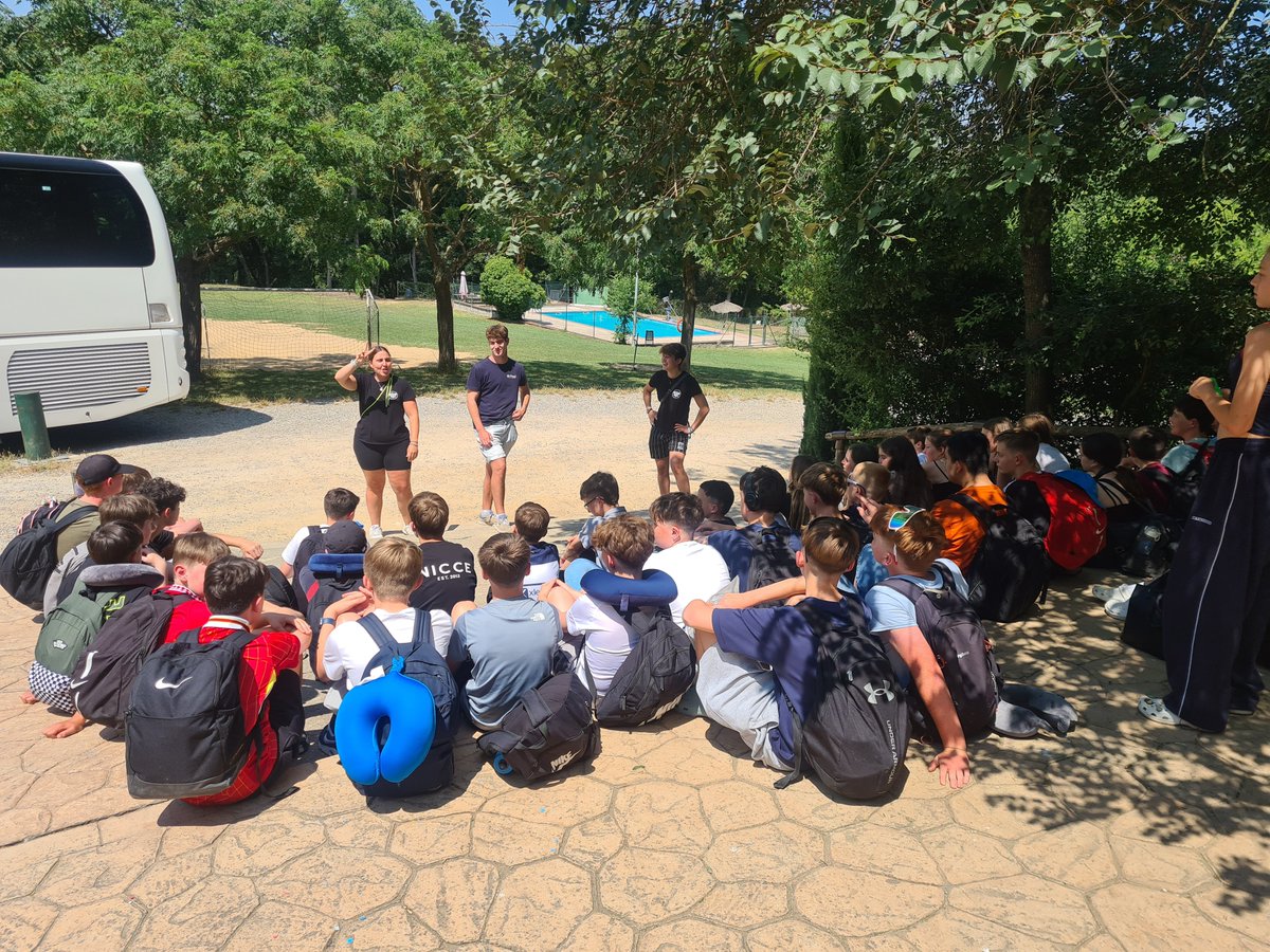 Clevedon Languages tweet media