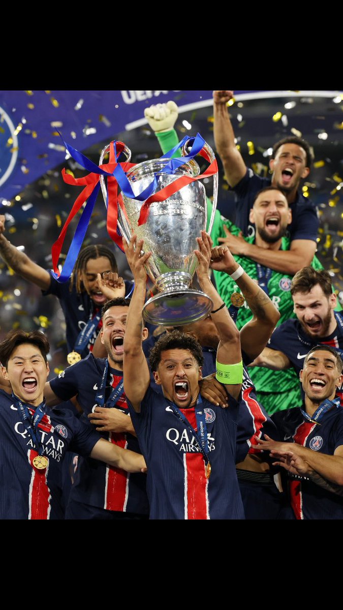 carter917595's tweet photo. C’est nous les champions d’Europe 🏆🥇❤️🔵 https://t.co/KqbG1nAM28