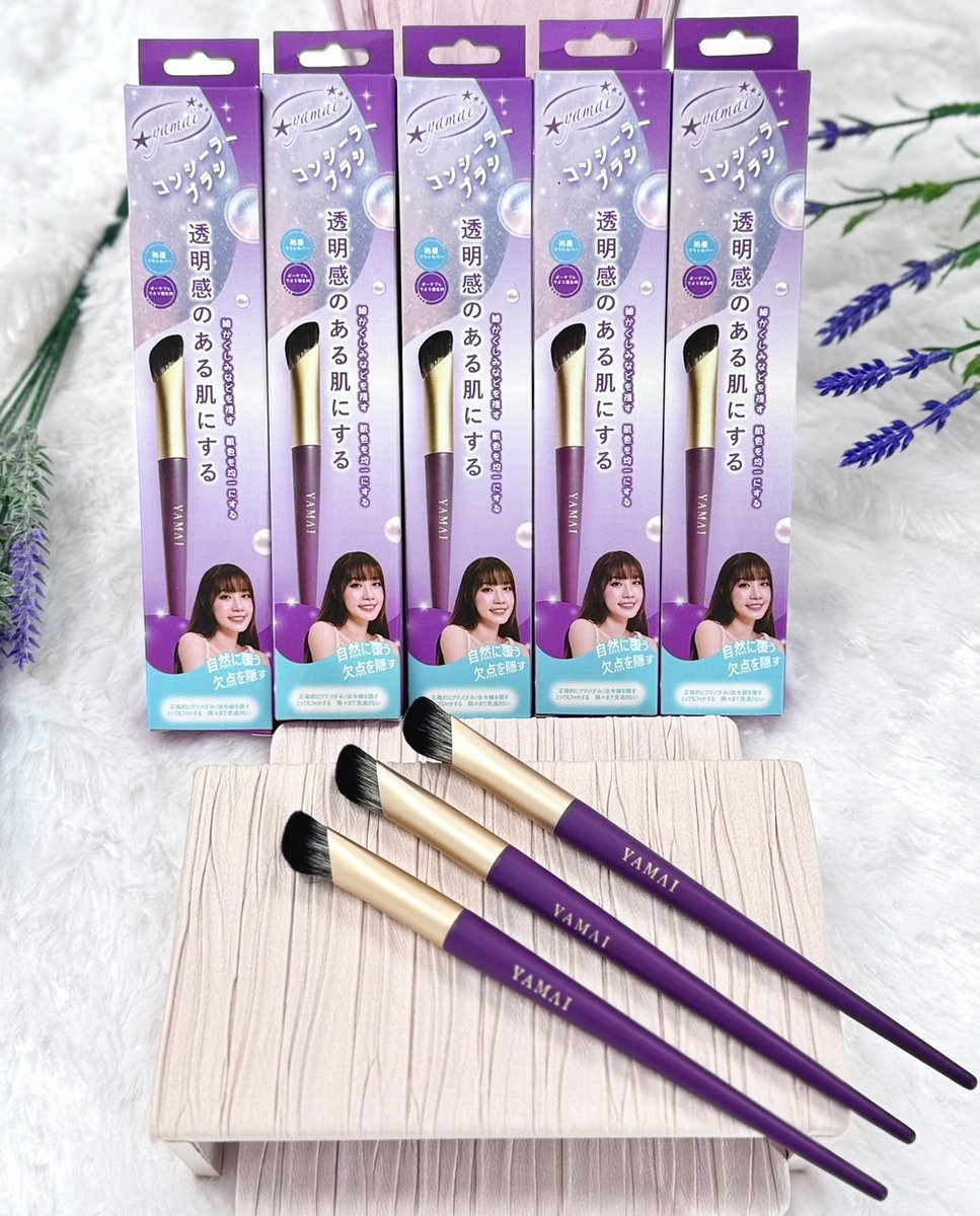 YAMAITHAILAND's tweet photo. YAMAI CONCEALER BRUSH ‼️
แปรงสำหรับลงคอนซีลเลอร์
ที่จะช่วยทำให้การลงคอนซีลเลอร์เป็นเรื่องง่าย
เพราะขนแปรงนุ่ม ไม่บาดผิว😍

ใช้งานง่าย ด้ามจับถนัดมือ ด้วยลักษณะุของขนแปรง
ที่มีความนุ่ม เมื่อลงคอนซีลเลอร์จึงทำให้ไม่ทิ้งรอยเส้นขนแปรง
#yamai https://t.co/siUoqMfidQ