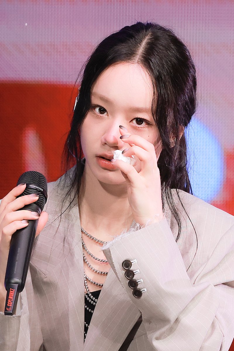 품 (@2hrheart) on Twitter photo 