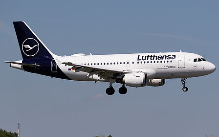 Flight Radar Wolfheze tweet media
