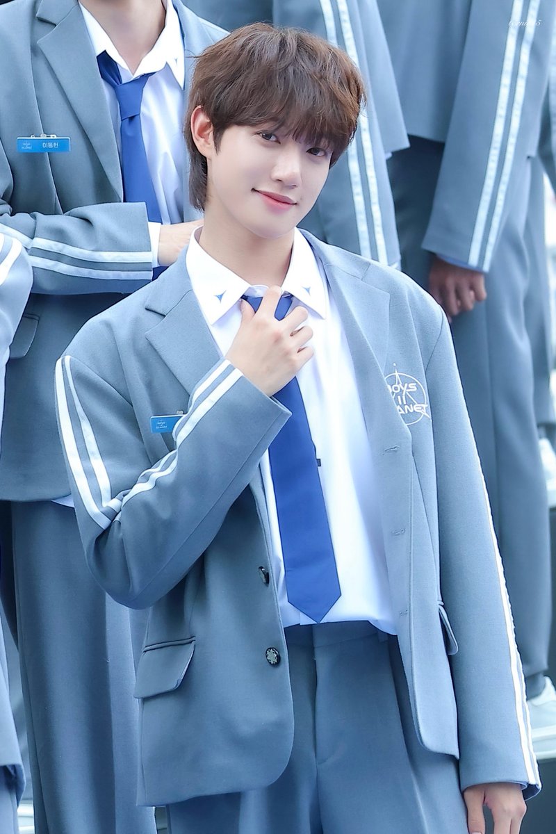 t5rnie45's tweet photo. 250614 넌 영원히 내 원픽이야🥇💘✨
#타나톤 #THANATORN #더윈드 #THEWIND
#보이즈2플래냇 #BOYS2PLANET https://t.co/UvtreMCuQ2