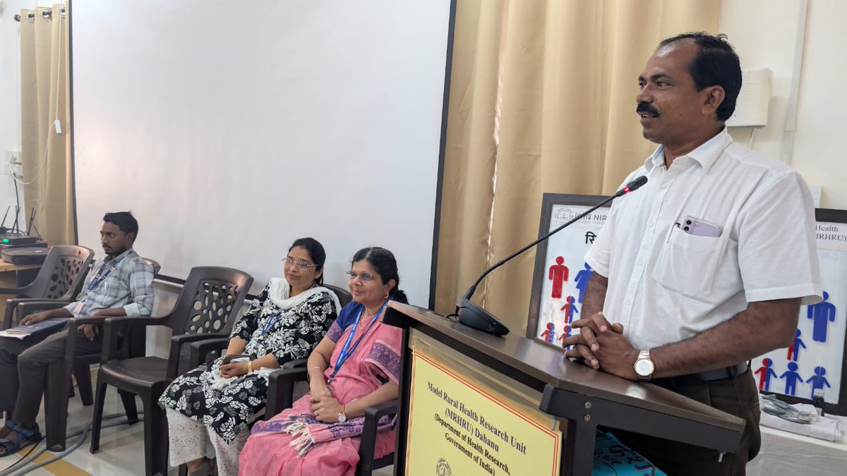 icmrnirwoh's tweet photo. 🩸To mark #WorldSickleCellDay, our MRHRU Dahanu, held an interactive session on #SickleCellAwareness, uniting patients, doctors &amp; health leaders in the fight against SCD. Performing an informative skit for the community, we came together to learn, support and inspire each other. https://t.co/Rk45k754mD