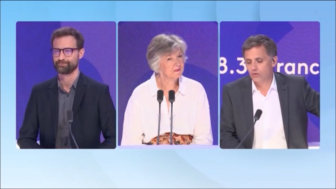 👉 Salhia Brakhlia est absente de Franceinfo ce matin, 24h après l’annonce de son remplacement à la rentrée