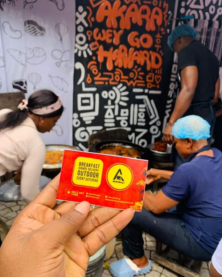 Some of our customers, ordinarily, don't like eating Akara. But guess what? 

They say there is something about Chicken Akara from Akaraboyng that just hits their taste buds differently.

You have to try this out 

You'll love it.

#AkaraWeyGoHarvard