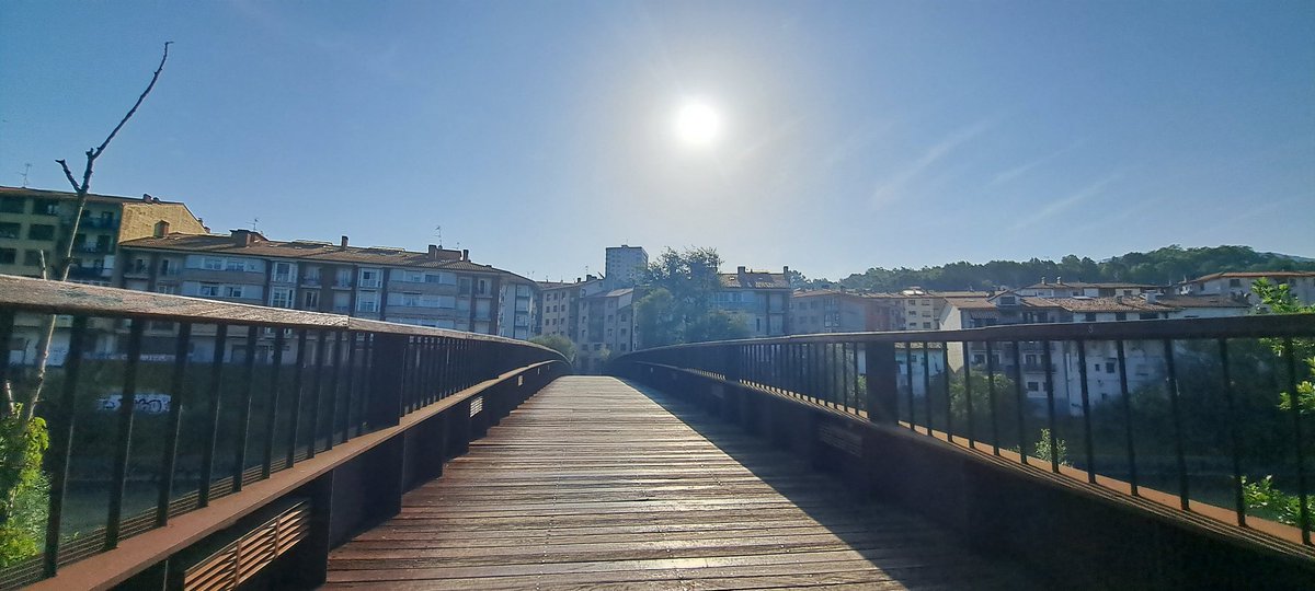 #Andoain 9:00  
🌡 Ya superamos la barrera de los +23°