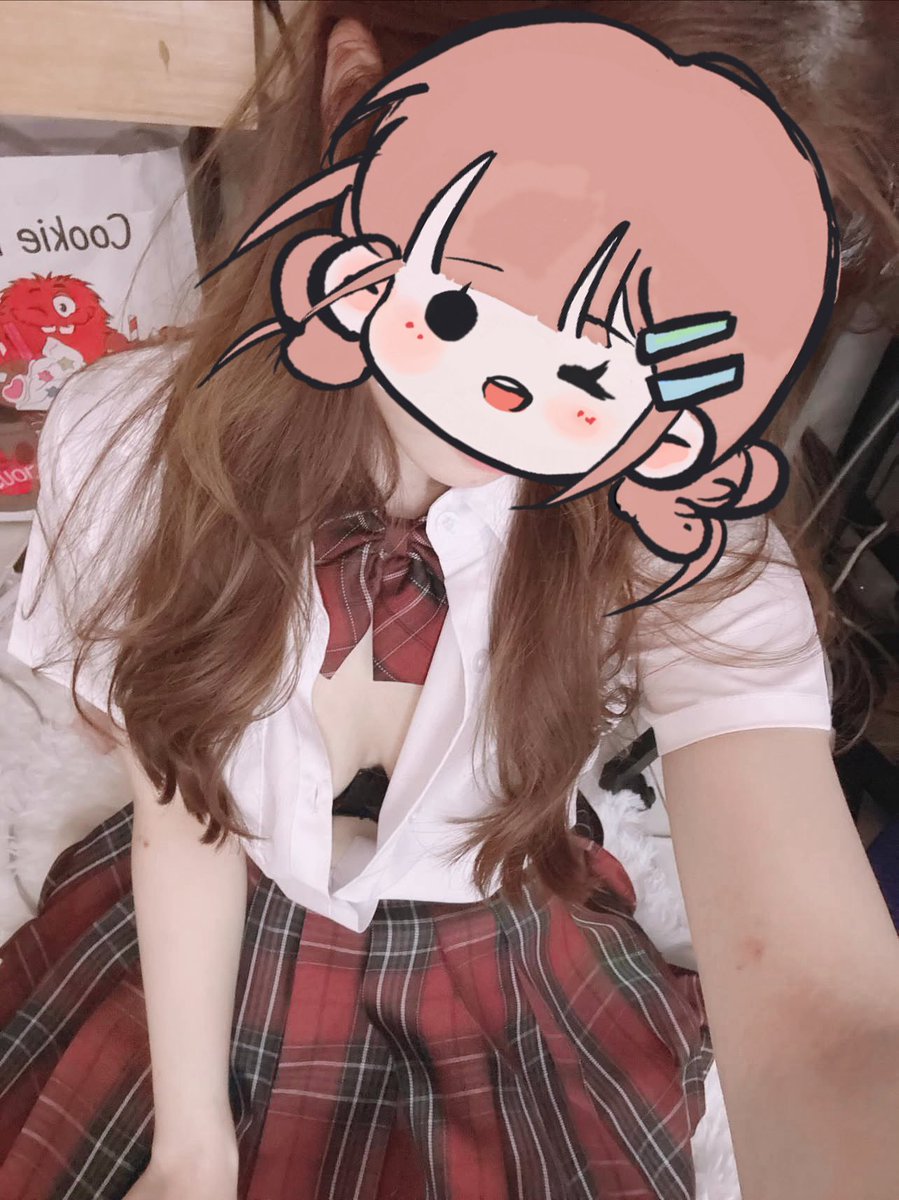 toplove2025's tweet photo. 有些衣服只能拍照穿
女人兩套衣服
一套用來拍照
一套用來日常
穿起來也是嫩嫩的
#少婦 #已婚 #人妻 #裝嫩 https://t.co/5RcjxsyN1i