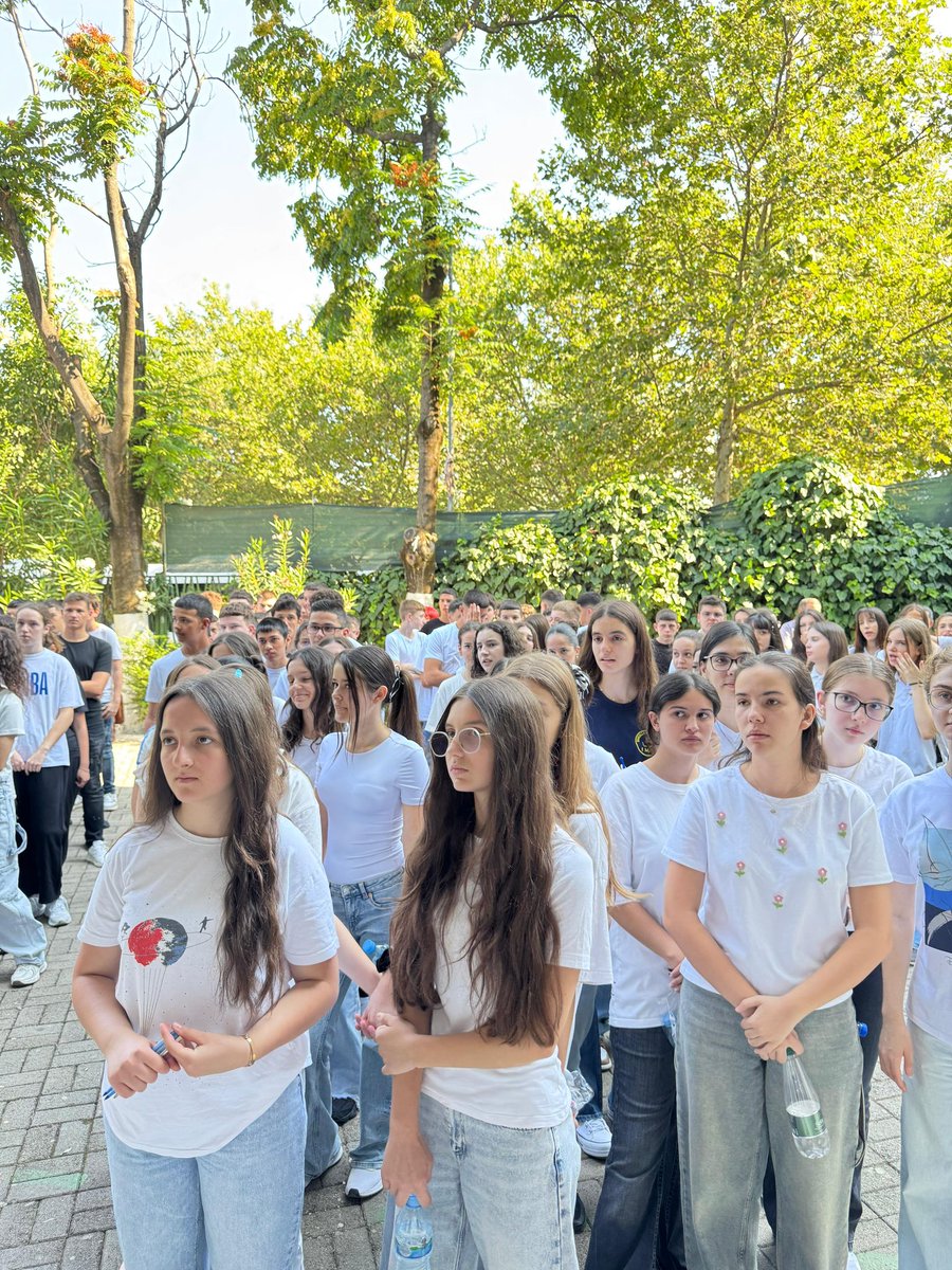 👩‍💻📚 Suksese 28 mijë nxënësve që nisin sot provimet kombëtare të arsimit bazë, duke filluar me provimin e Gjuhës Shqipe e më pas në Matematikë, Gjuhë e Huaj dhe Gjuhë Amtare🌟🎓

🏫 Provimi do të kryhet në 340 qendra që administrohen nga stafe të institucioneve tona arsimore.