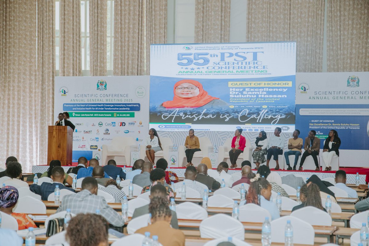 saadseng5320's tweet photo. Day2
Honored to adddress the crowd  of 1000+ personnels @tanzania_pst  and @tapsatanzania conference,Thee speech focused on the importance of our cohesion .How significant pharmacy is ours and how our bond impacts the merit turnabout of Pharmacy disciplinary.
#pharmacyisone https://t.co/sgjbBUpoTb
