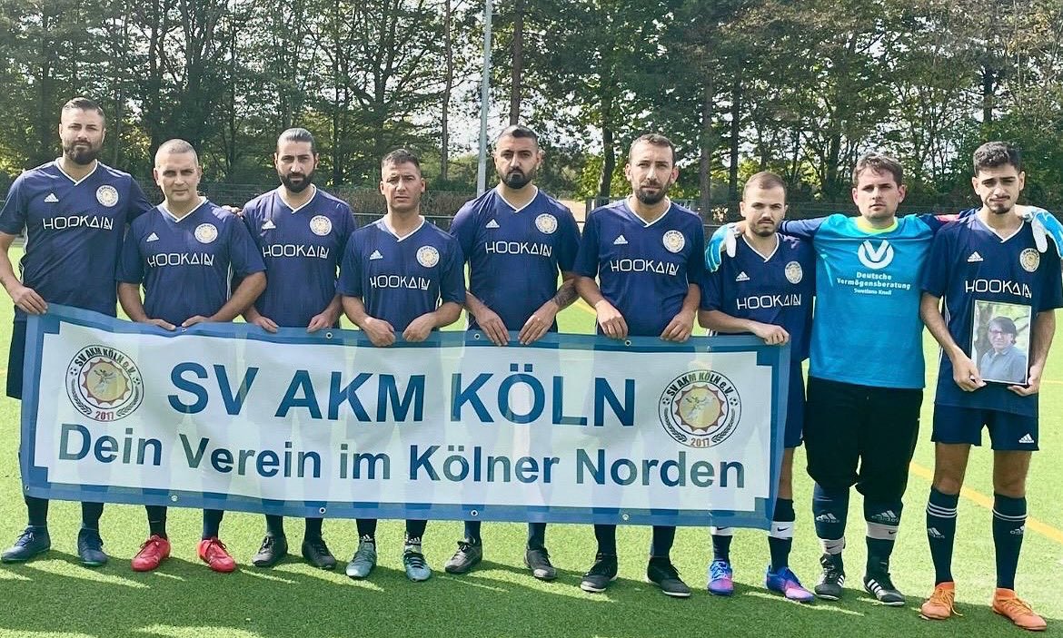 SV AKM Köln e.V. Bir Kulüpten Ötesi

alevilerinsesi.eu/efendi-cozmez-…