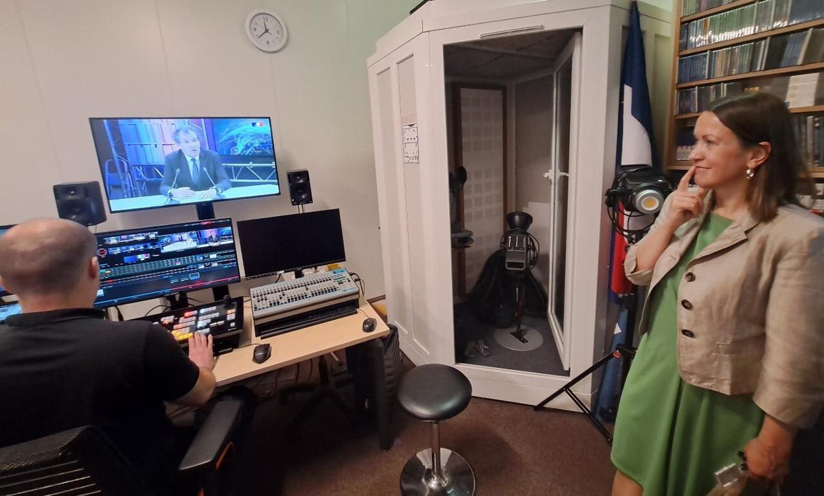 🌍✨ Ředitelka České diplomatické akademie, Dana Kovaříková, navštívila Paříž a Nantes, any se setkala se šéfem @academiediplomatique Didierem Le Bret a partnery z IFAAC, INSP a OIF. Společně vyvíjíme nový přístup k přípravě diplomatů🇨🇿🇫🇷<a href="/mzvcr/">Ministerstvo zahraničních věcí</a> <a href="/francediplo/">France Diplomatie 🇫🇷🇪🇺</a> <a href="/da_mzv/">Diplomatická akademie MZV ČR</a>