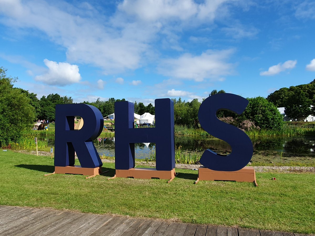 Visiting the #RHS25 this week? Come say hello!

Here’s where you'll find us during the show:

🔹Thu 3pm: Reception <a href="/LantraScotland/">Lantra Scotland</a> (7th Ave)
🔹 Every day: Peat-themed kids' activities <a href="/TheRHET/">RHET</a> Centre
🔹Every day: Lookout for our #PeatlandACTION team round the showground