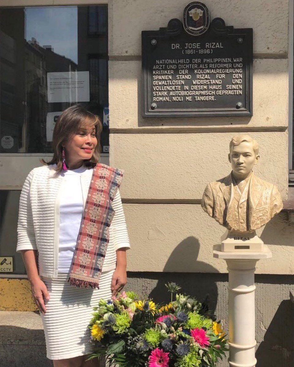 OBueno's tweet photo. As the nation commemorates the 164th birth anniv of Dr.Jose Rizal, Sen Loren  Legarda called on every Filipino to draw from the nat'l hero’s life and legacy as a model of moral courage, deep social consciousness, and enduring compassion for the Filipino people @dwiz882 https://t.co/awUd1ntaUy