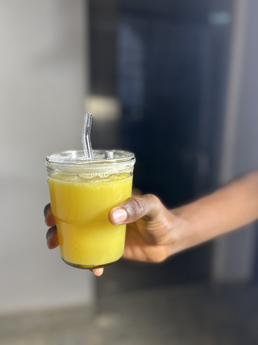 nutz_n_chops's tweet image. Day 4 of showing up🥳🥳
Today we are preaching the gospel of freshly mad fruit juices from @DTboxess and peanuts from Nutz&chops 😃😃
We have flavored peanuts for sale from the pouches, to the jars😄😄 prices from 2000 upwards.
Call/whatsapp-08039108947
Abule Egba,Lagos