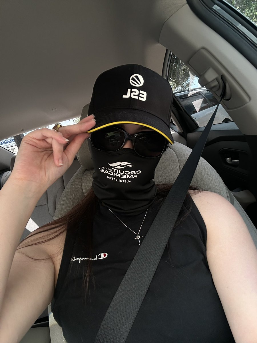 bhittycs's tweet image. Forgot to tell X I made it to Austin , here’s some pics