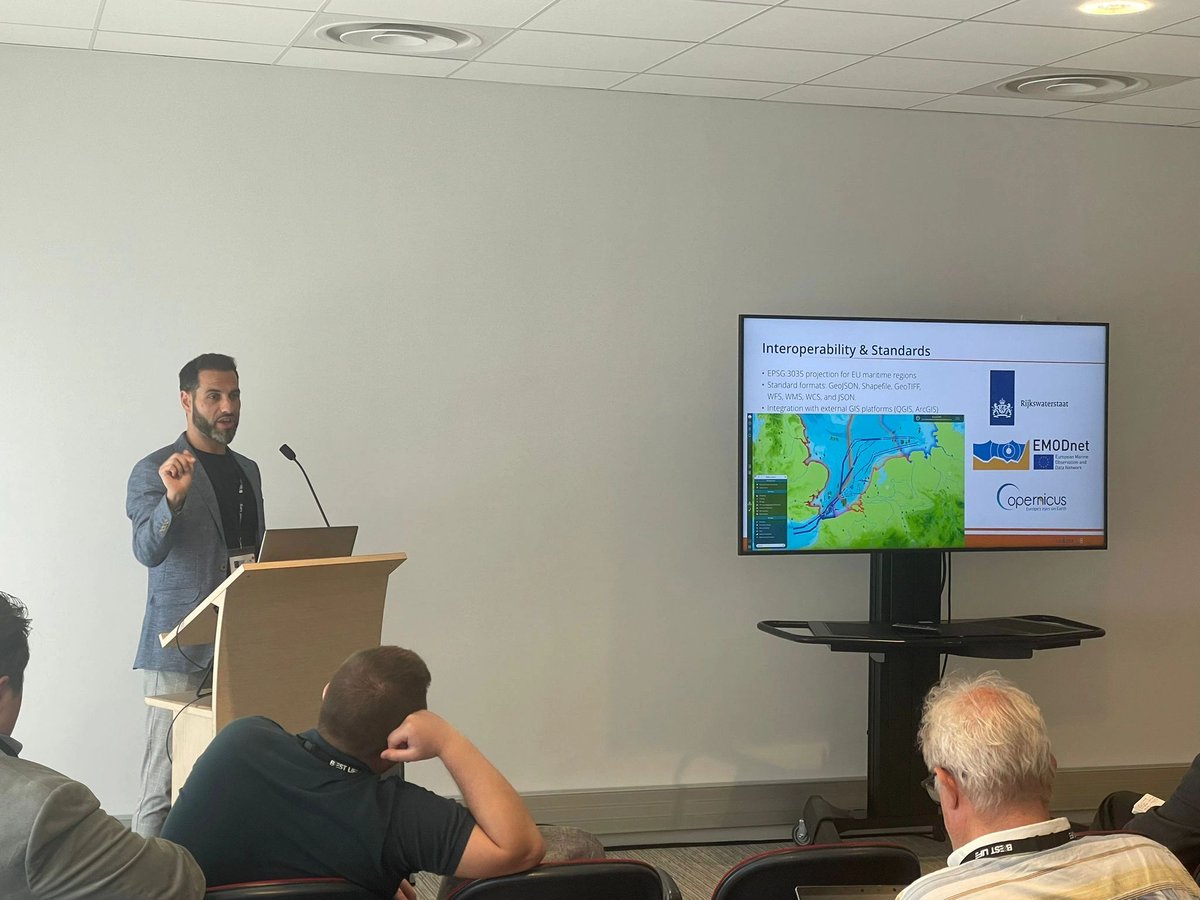 Iliad partner Xavier Fonseca from Cradle BUas presented his research, 'Towards a Virtual Twin for the Ocean: Technical Performance and Usability Testing of the 'Immersive Ocean Platform', at OCEANS 2025 Brest. 🌊🌍👉ocean-twin.eu/iliad-symposiu… #OCEANS2025
