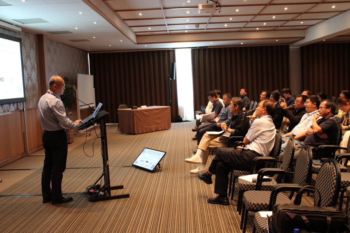 isba2025's tweet photo. Wednesday at #ISBA2025 had a shorter program, but nevertheless we heard some fantastic talks! Attendees explored Egmond aan Zee and its beautiful surroundings in the afternoon, and what a better way to end the day than having a wonderful dinner at the terrace with the view ☀️🌊🐚 https://t.co/VqpeYBhm57