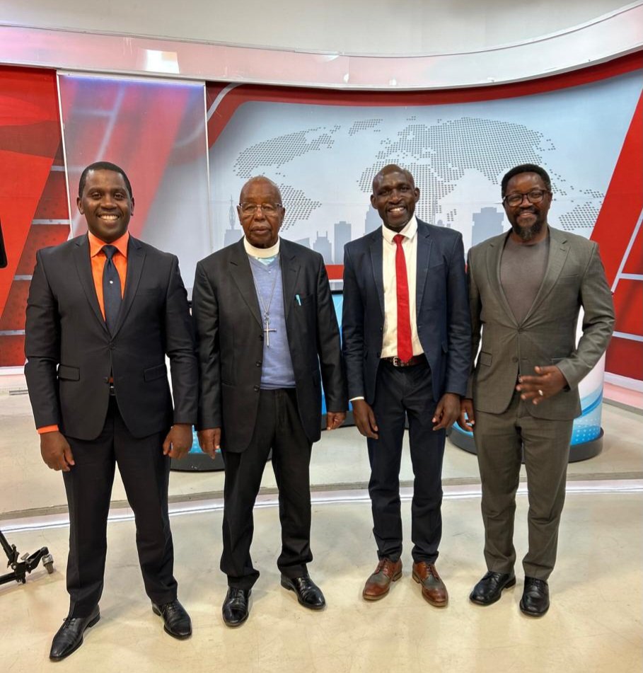 Debarl Ainea, Rev. Dr. Njoya, Prof. Ogola and your truly, problematising the Kenyan state.