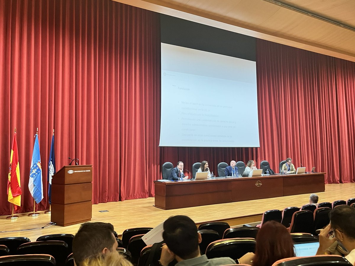 Seguimos con el segundo día del IV Congreso de la <a href="/APDPenal/">Asociación Profesorado Derecho Penal</a> en el que contamos con profesores/as de toda España. La primera mesa de hoy es sobre #principios con:  #MDonini, #JVervaele #PSchezOstiz #CTomasValiente y #LZúñigaRodríguez