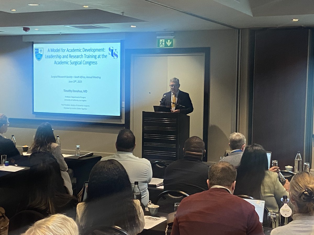 Surgical Research Society of Southern Africa (@srs_sa_) on Twitter photo Dr Timothy Donahue <a href="/tdonahuemd/">Timothy Donahue</a> gives an excellent talk on academic leadership #SRSSA2025 <a href="/UnivSurg/">Society of University Surgeons (SUS)</a> Dr Timothy Donahue <a href="/tdonahuemd/">Timothy Donahue</a> gives an excellent talk on academic leadership #SRSSA2025 <a href="/UnivSurg/">Society of University Surgeons (SUS)</a>