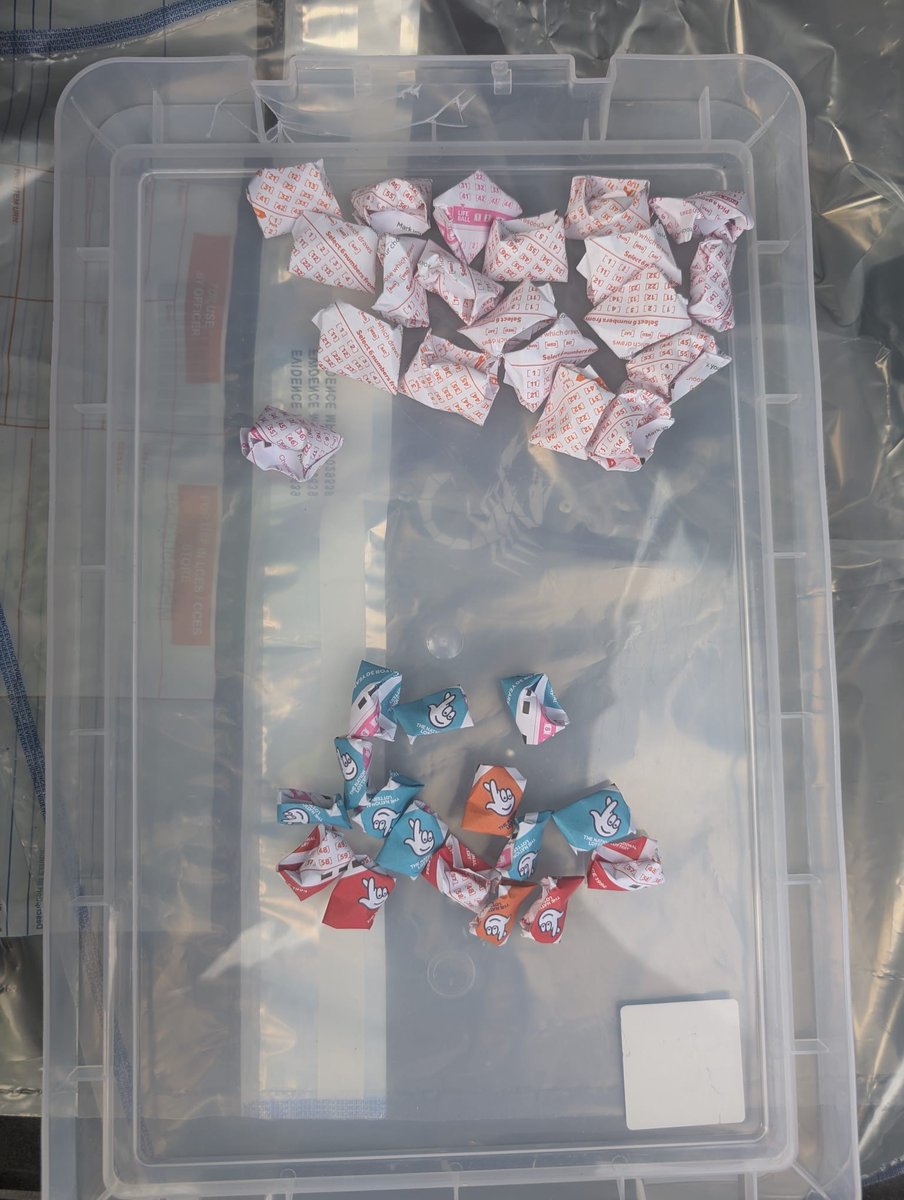 #HJTF stopped a vehicle in Harold Hill and arrested the driver who was wanted. A search of the vehicle recovered a quantity of class A drugs valued at approximately £2000, cash and an offensive weapon.
The driver has now been charged and remanded for numerous offences.