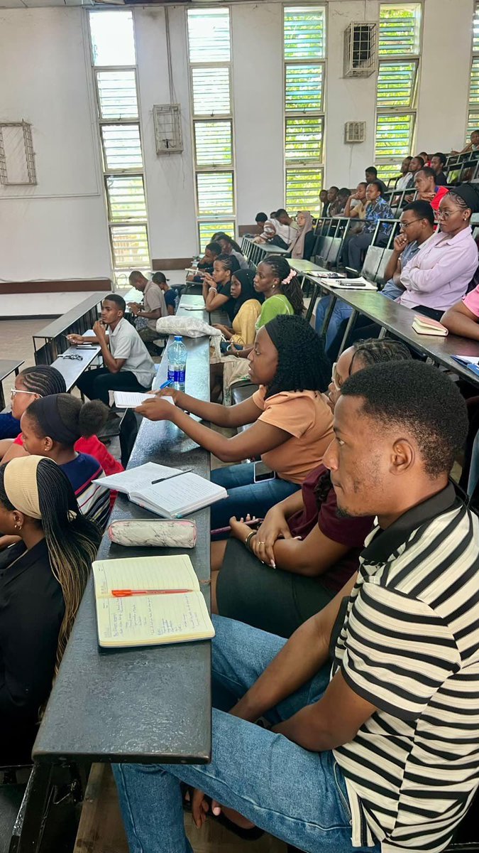 GenEmpowerTz's tweet photo. One session can change a career path? It just did.✨

#GenEm Cohort 5 from @UdsmOfficial &amp; @ChuokikuuArdhi dived into Telecom &amp; FinTech with @YasTanzania_, and Yvonne Mashuda.💡

Bridging learning with leadership to build future ready talent. 🚀

#GenEm #OwnYourFuture 🧡💙 https://t.co/R8l5nXQXEI