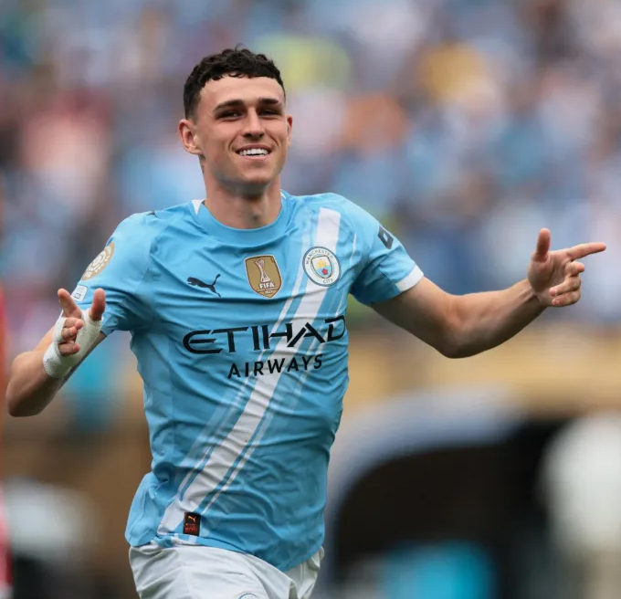 ENERGY888FM's tweet photo. Phil Foden has just scored the fastest goal of the tournament so far, finding the net in just 111 seconds during Manchester City's opener at the Club World Cup! 🥇⚽ 
#PhilFoden #ClubWorldCup #FastestGoal https://t.co/eM24WwxR3X