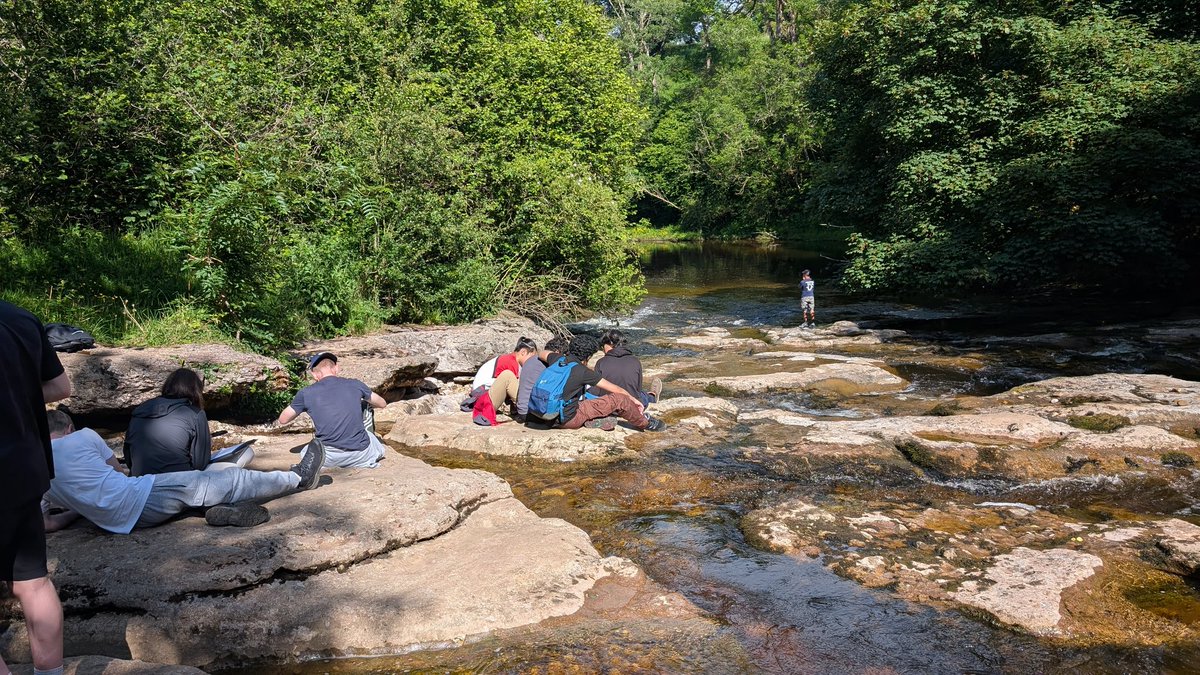 AGSB_Geology's tweet photo. Great first day of our Year 12 field course. Ingleton is always beautiful and lots of fieldwork skills being refreshed for some and learnt for others.#Geoliday #ThinkGeology https://t.co/Q5fBqPSozB