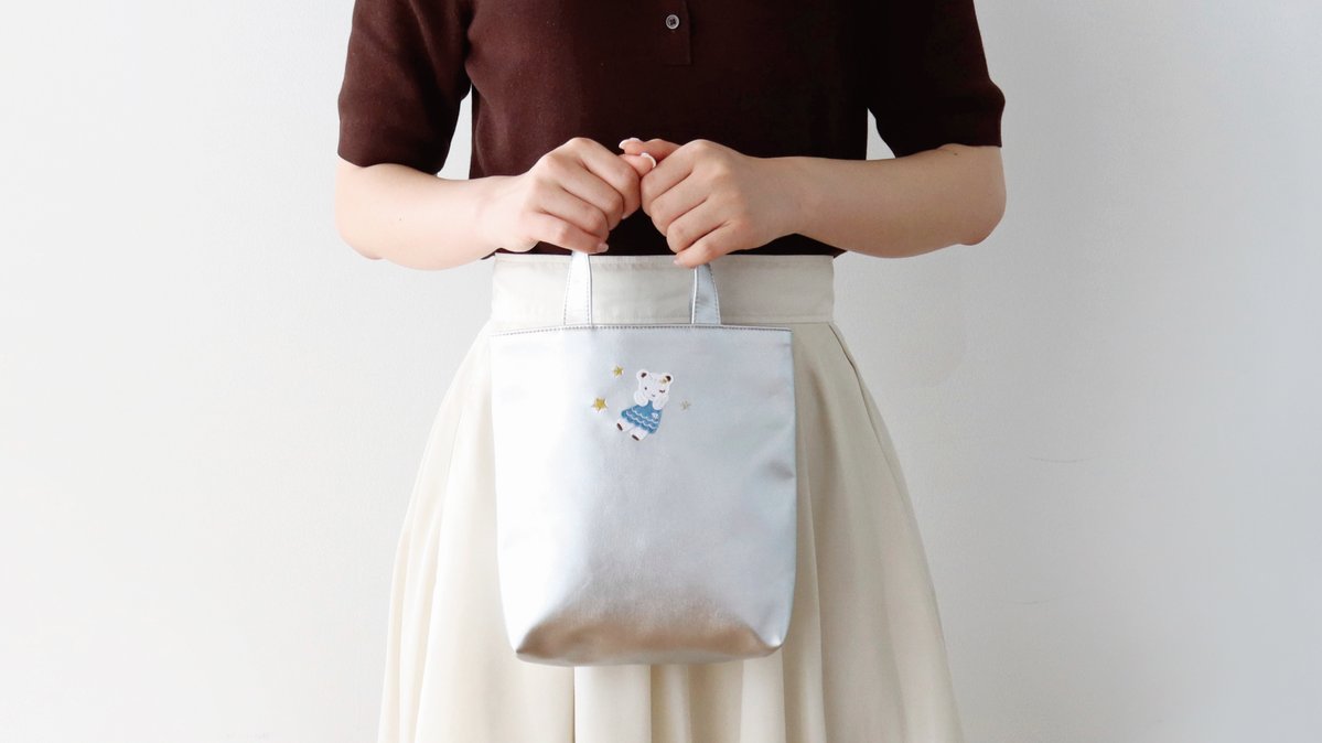 ファミリア on X