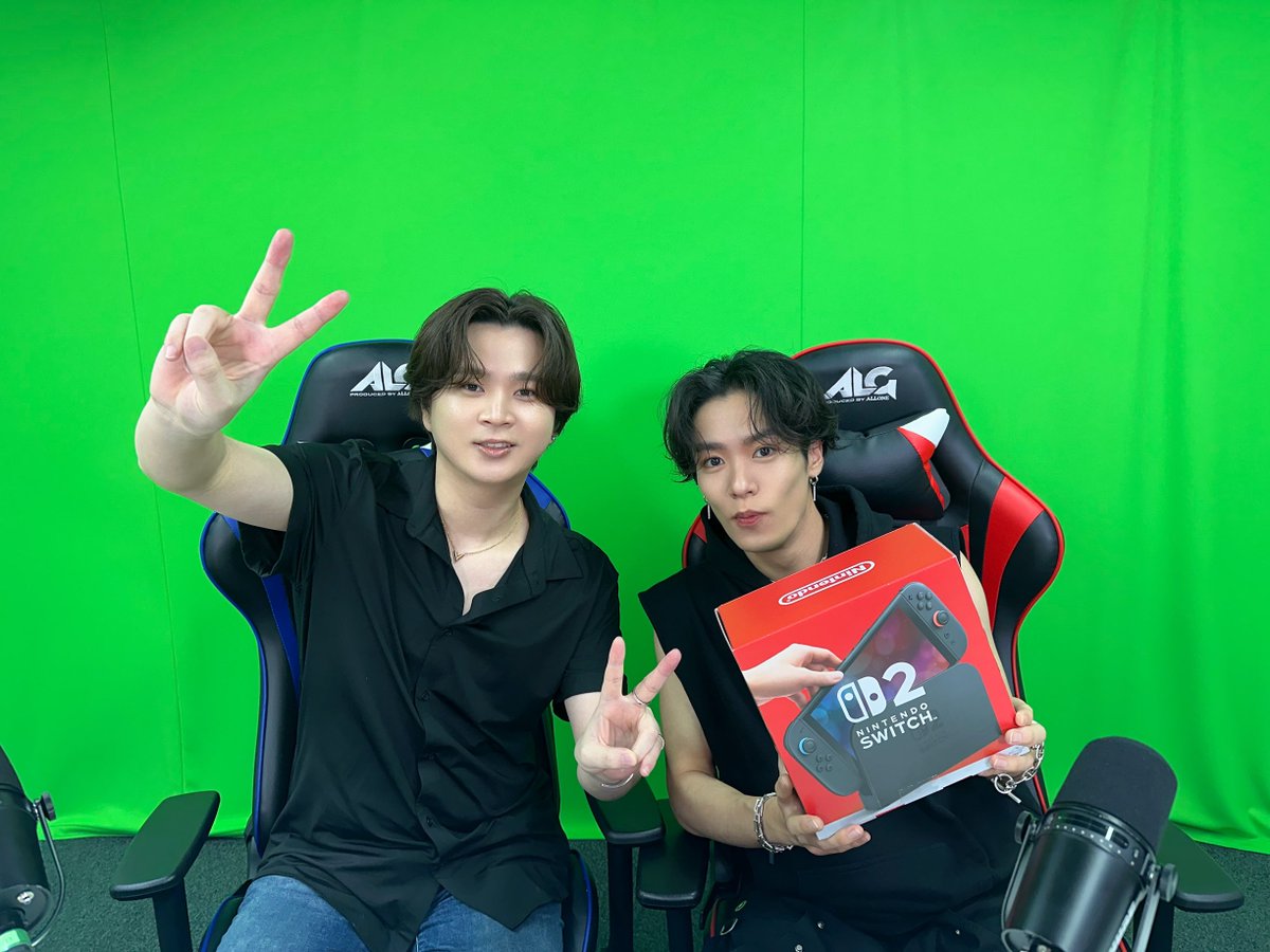 ニコイチTV】@nikoichiTV この後17:00〜🎮🌈 カズマとラークのニコイチ