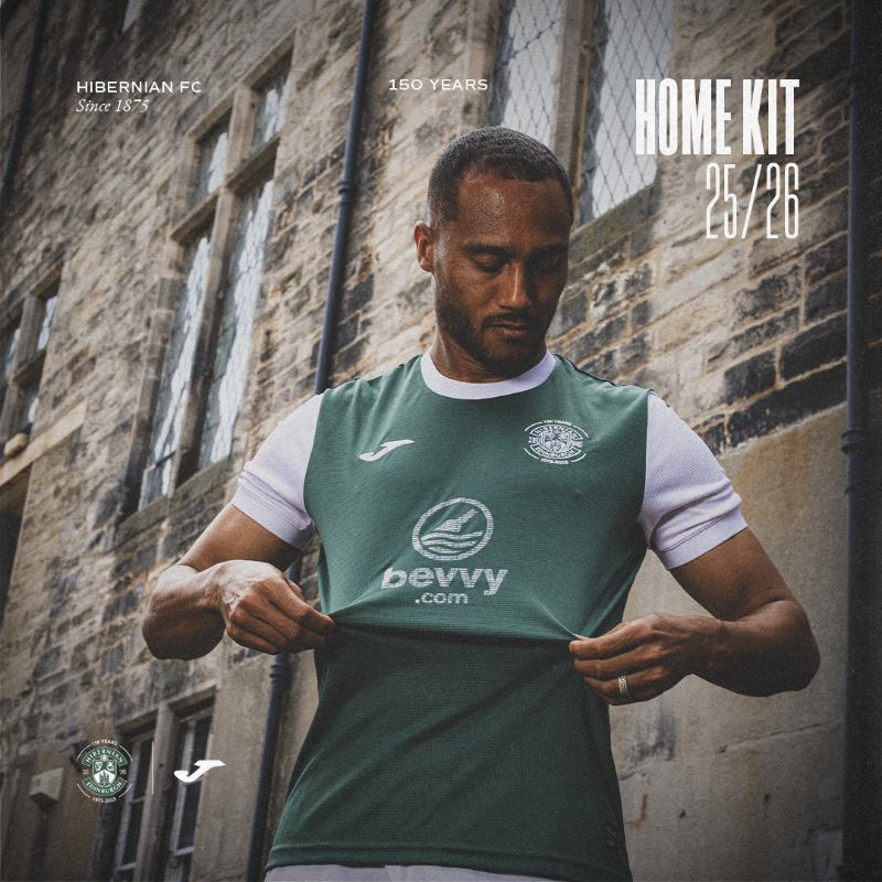 HibernianFC's tweet photo. 🥬 Your 𝟏𝟓𝟎𝐭𝐡 𝐀𝐧𝐧𝐢𝐯𝐞𝐫𝐬𝐚𝐫𝐲 home kit is on sale online now 👇
