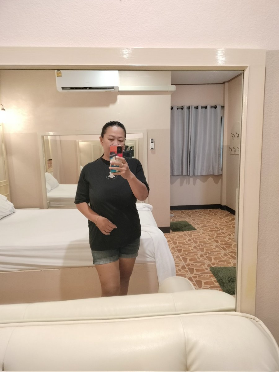 มาตากแอร์ที่ห้องพี่ป่าว😜