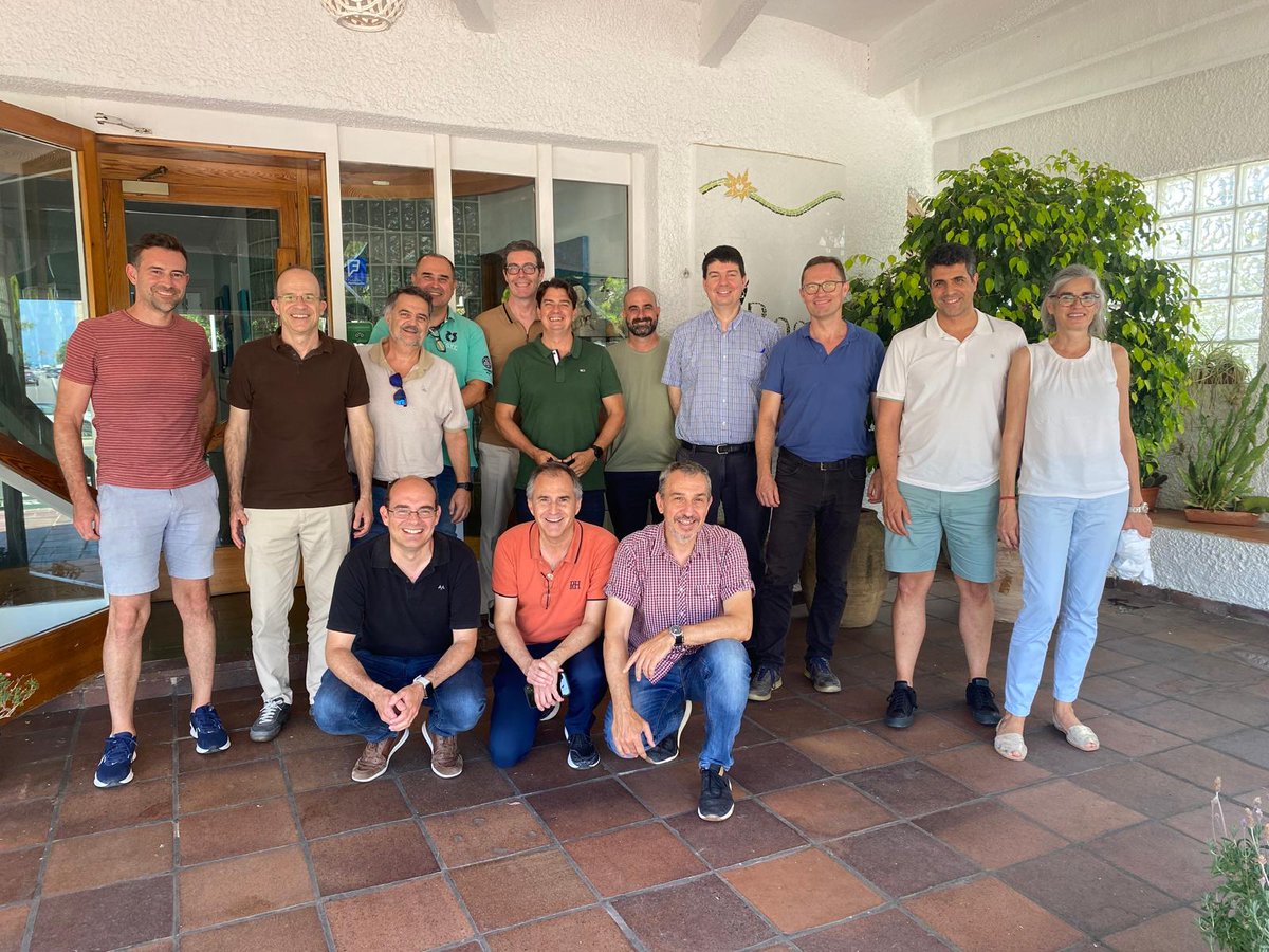 🟠🔙 Ayer se reunieron los DAT de grados y másteres de las 5 Escuelas con grados en Ingeniería de Telecomunicación de la CV: <a href="/telecoupv/">ETSIT-UPV Valencia</a> <a href="/upvcampusgandia/">Campus de Gandia | UPV</a> <a href="/UV_EG/">Universitat València</a> <a href="/UniversidadMH/">UMH</a> y <a href="/EPSAlicante/">EPS Alicante</a>. En la reunión trataron iniciativas a realizar en los próximos meses 

#TelecomUnitat