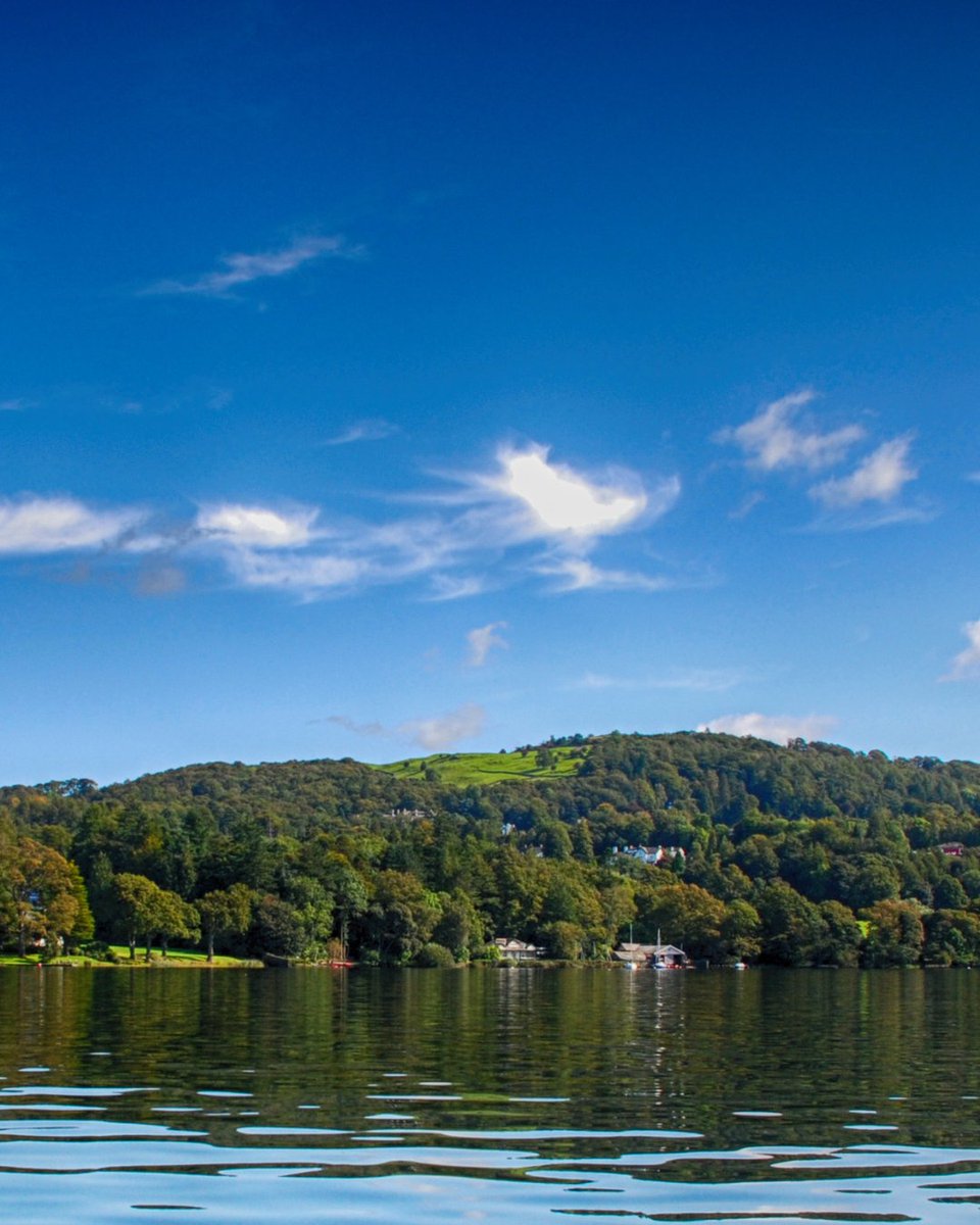 🌿🚤💙 Tranquil views across Windermere, where lush hills meet calm waters and the sky stretches endlessly above.  

#LakeDistrict #Windermere #NatureEscape