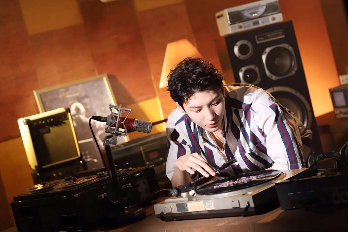 OfficialJTW_LEO's tweet image. 𝗠𝗨𝗦𝗜𝗖𝗔𝗟 𝗠𝗘𝗠𝗣𝗛𝗜𝗦
택휴이 첫공 D-1🎙️
세상에 들려줄 영혼의 음악🎵
돌멩이들 내일 만나〰️ 하카두❕
#정택운 #JUNGTAEKWOON
#레오 #LEO
#뮤지컬 #멤피스 #휴이 #택휴이