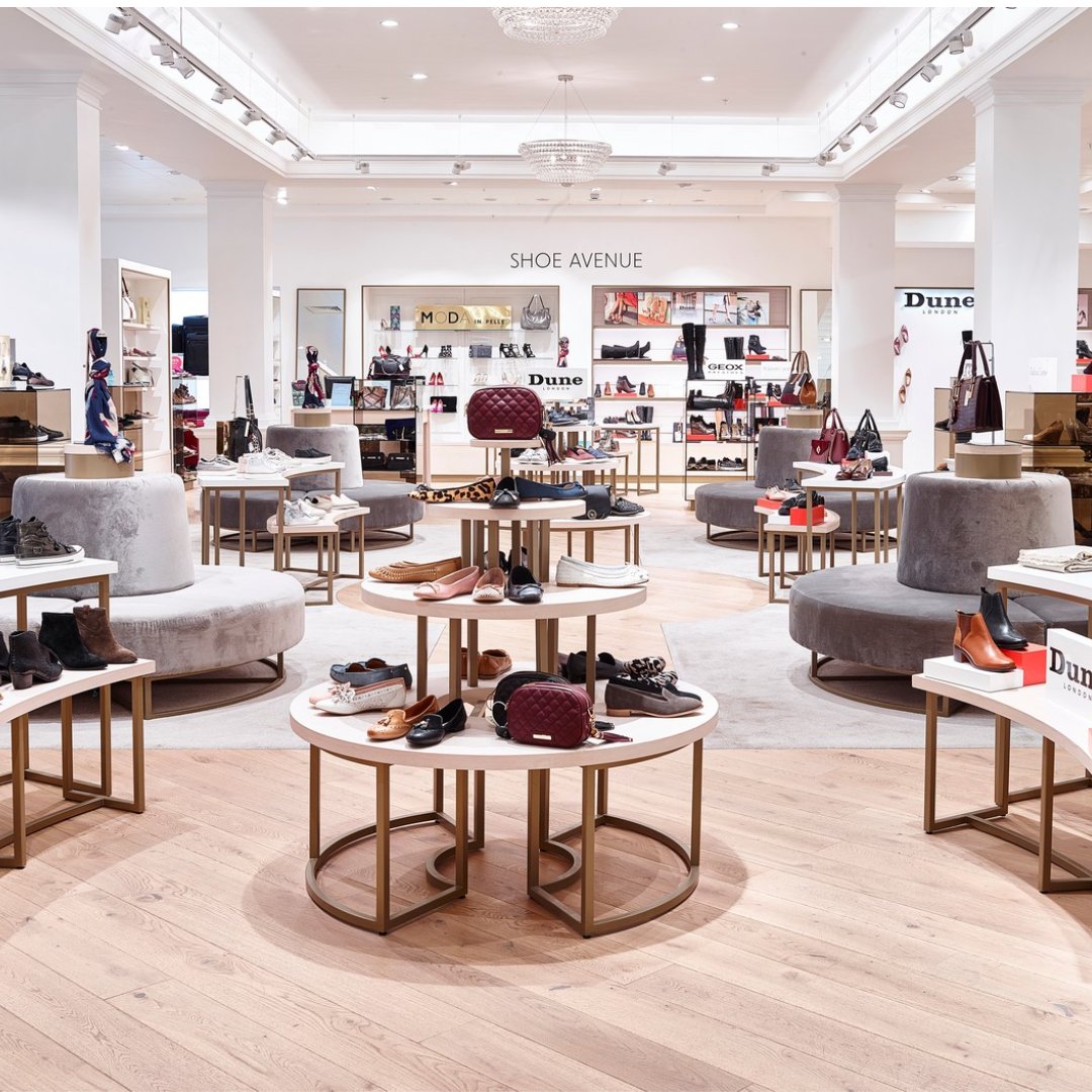 Redeem your Rubis points at the Channel Islands' largest retail outlet, de Gruchy! 🤩 

de Gruchy has something for everyone:
🛍️ Beauty &amp; Perfume
👚 Women’s Fashion
👕 Men’s Clothing
👠 Shoes &amp; Accessories
🏠 Homeware

Sign up for a Rubis Card 👉 rubis-ci.co.uk/offers/rubis-c…