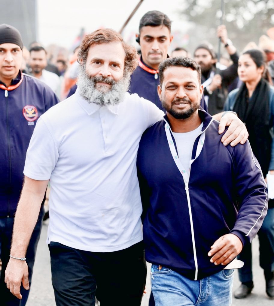 ChetanGedamNSUI's tweet photo. जननायक, न्याय योध्दा, जनसामान्यांचा आवाज, विरोधी पक्षनेते, लोकप्रिय खासदार मा. राहुल जी गांधी आपणांस दीर्घायुष्याच्या अनंत शुभेच्छा...!!!
HAPPY BIRTHDAY 🎂 BOSS 
#RahulGandhi https://t.co/QtSSZUxTe1