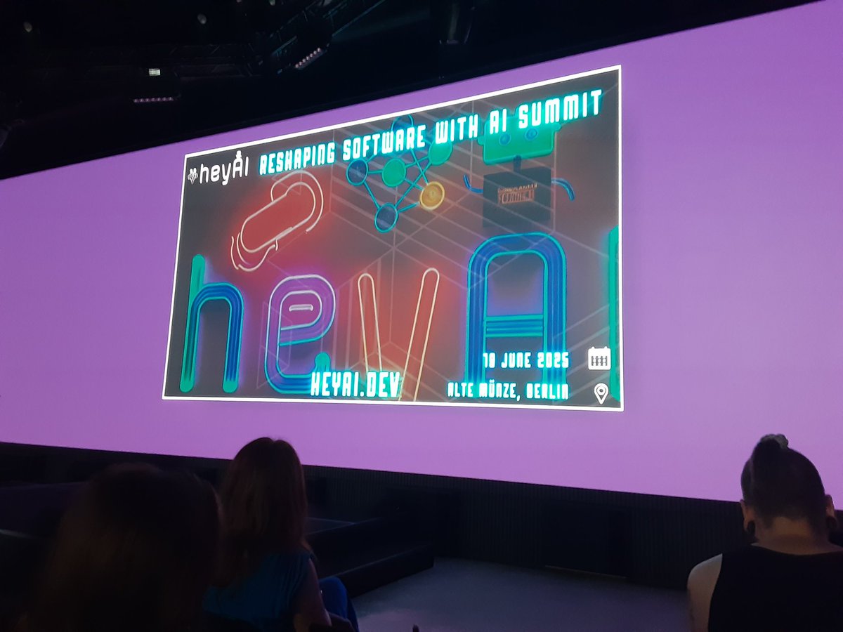 So let's hear about this new AI thing
#gopherconeu #heyai