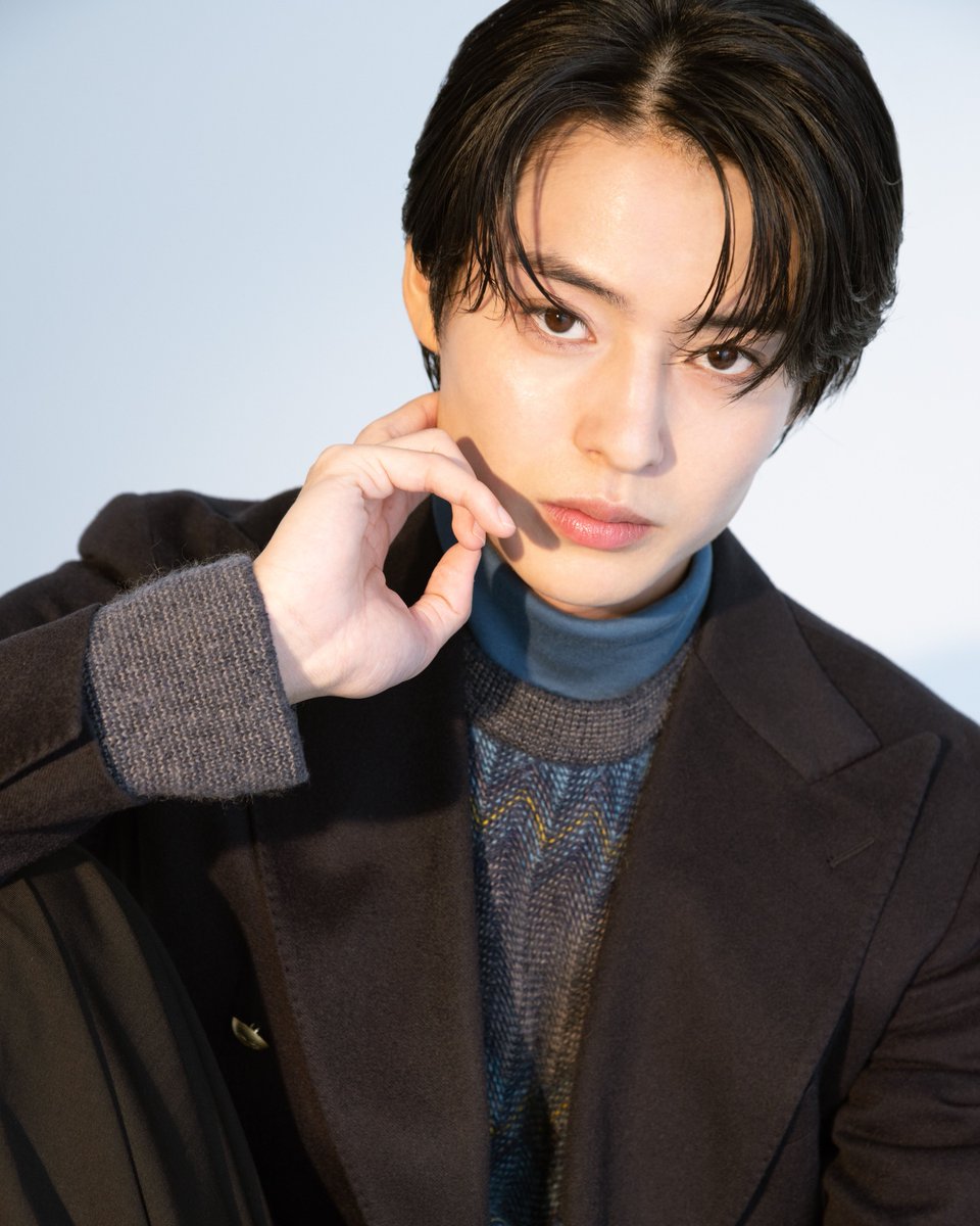 STARDUSTWEB 🎁 ／ #冬野心央 (@fuyuno_mio) 直筆サイン入りチェキ1⃣