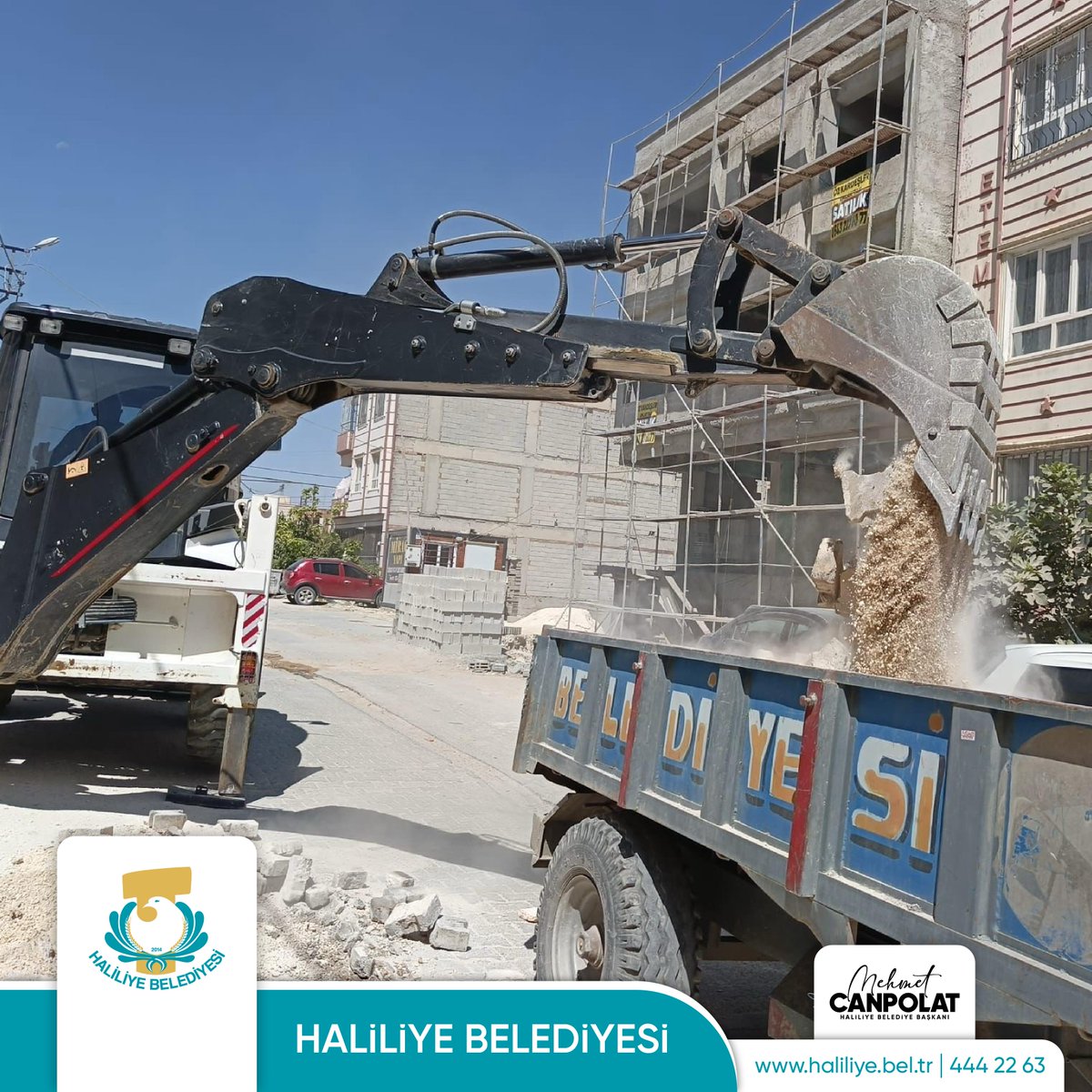Haliliye’mizde yollar yenileniyor, ulaşım kolaylaşıyor. 🚧

➡️ Fen İşleri Müdürlüğümüz, Ahmet Yesevi Mahallesi’nde kilitli beton parke bakım ve onarım çalışmalarını titizlikle sürdürüyor.

Güvenli ve konforlu bir Haliliye için durmadan çalışıyoruz. 👷‍♂️