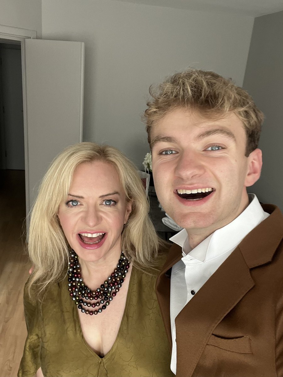 Sarah Simons tweet media