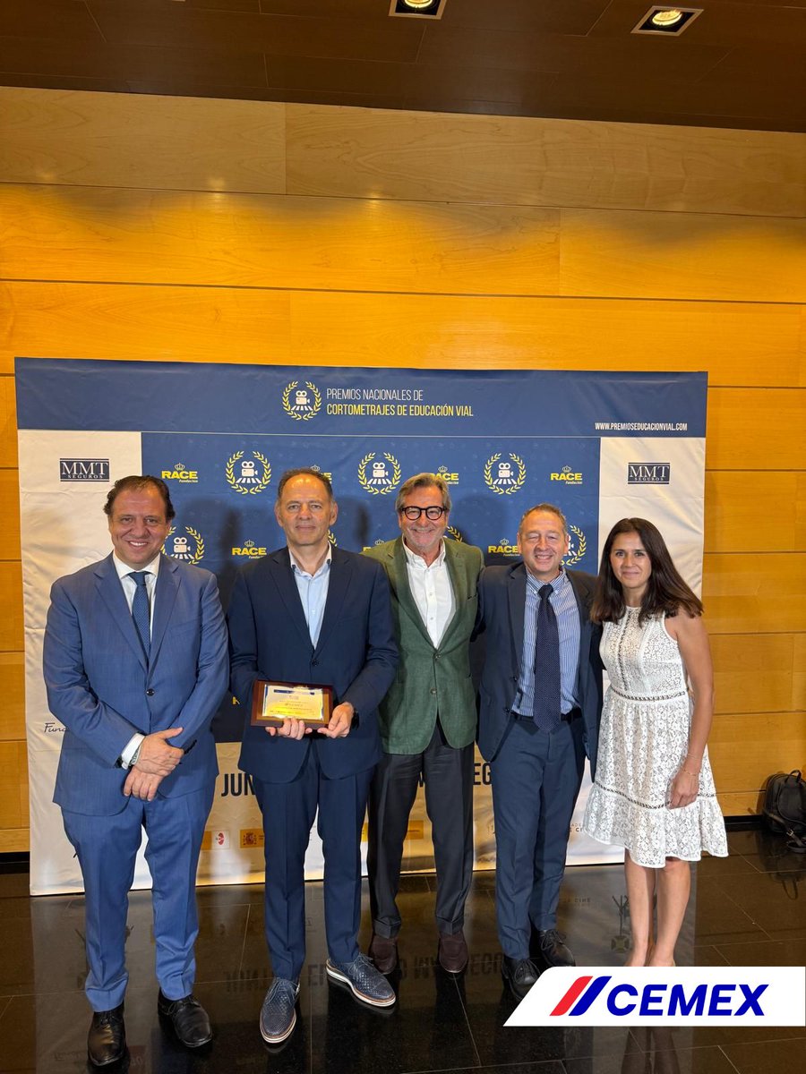 Cemex España (@cemexespana) on Twitter photo 🏆 Hemos sido galardonados con el ‘Premio Institucional MMT Seguros 2025’ en el marco de la ‘XIII edición de los Premios Nacionales de Cortometrajes de Educación Vial’, impulsados por la #FundaciónRACE y <a href="/MutuaMMTSeguros/">MMT Seguros</a>. 🏆 Hemos sido galardonados con el ‘Premio Institucional MMT Seguros 2025’ en el marco de la ‘XIII edición de los Premios Nacionales de Cortometrajes de Educación Vial’, impulsados por la #FundaciónRACE y <a href="/MutuaMMTSeguros/">MMT Seguros</a>.
