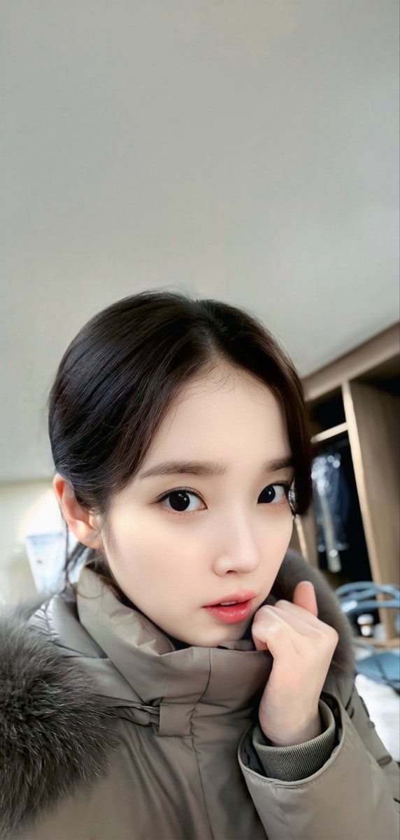 wyjc516's tweet image. 지은시
Berriz From. IU
mobile wallpaper
#아이유 #IU