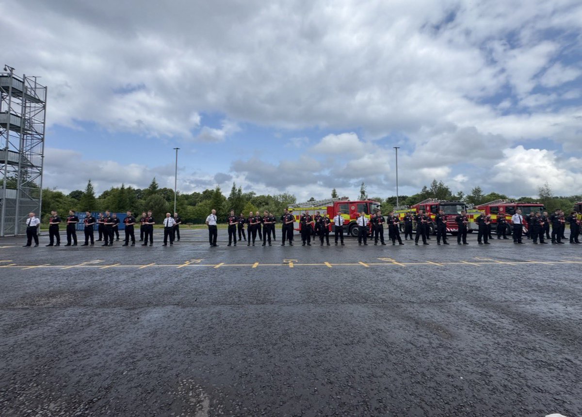 sfrs_fst's tweet image. A massive thanks 👍to all our trainee firefighters from Newbridge and  Cambuslang who took part in various fundraising activities to raise money for SFRS Family Support Trust. Your efforts are very much appreciated ❤️. Approx £4,500 in total was raised 😍
