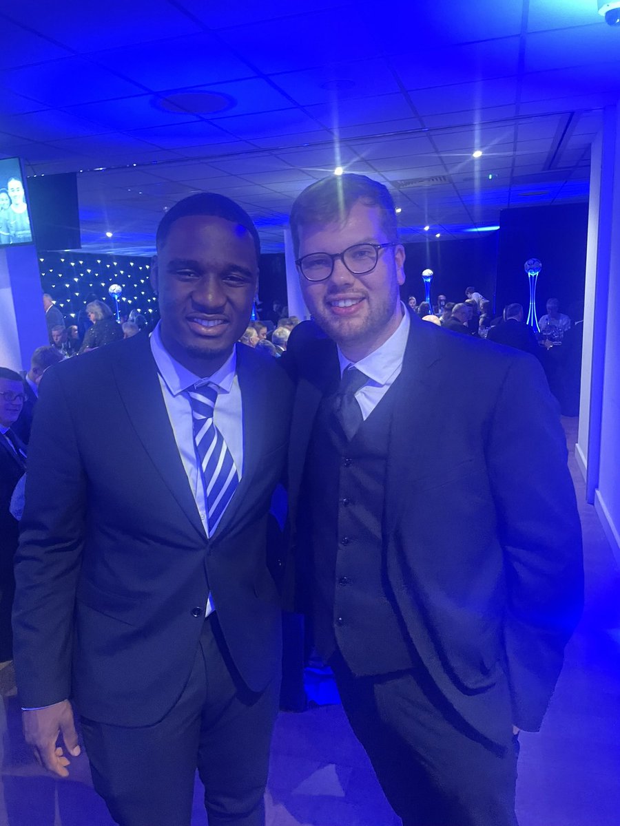 Ellis Hampton tweet media