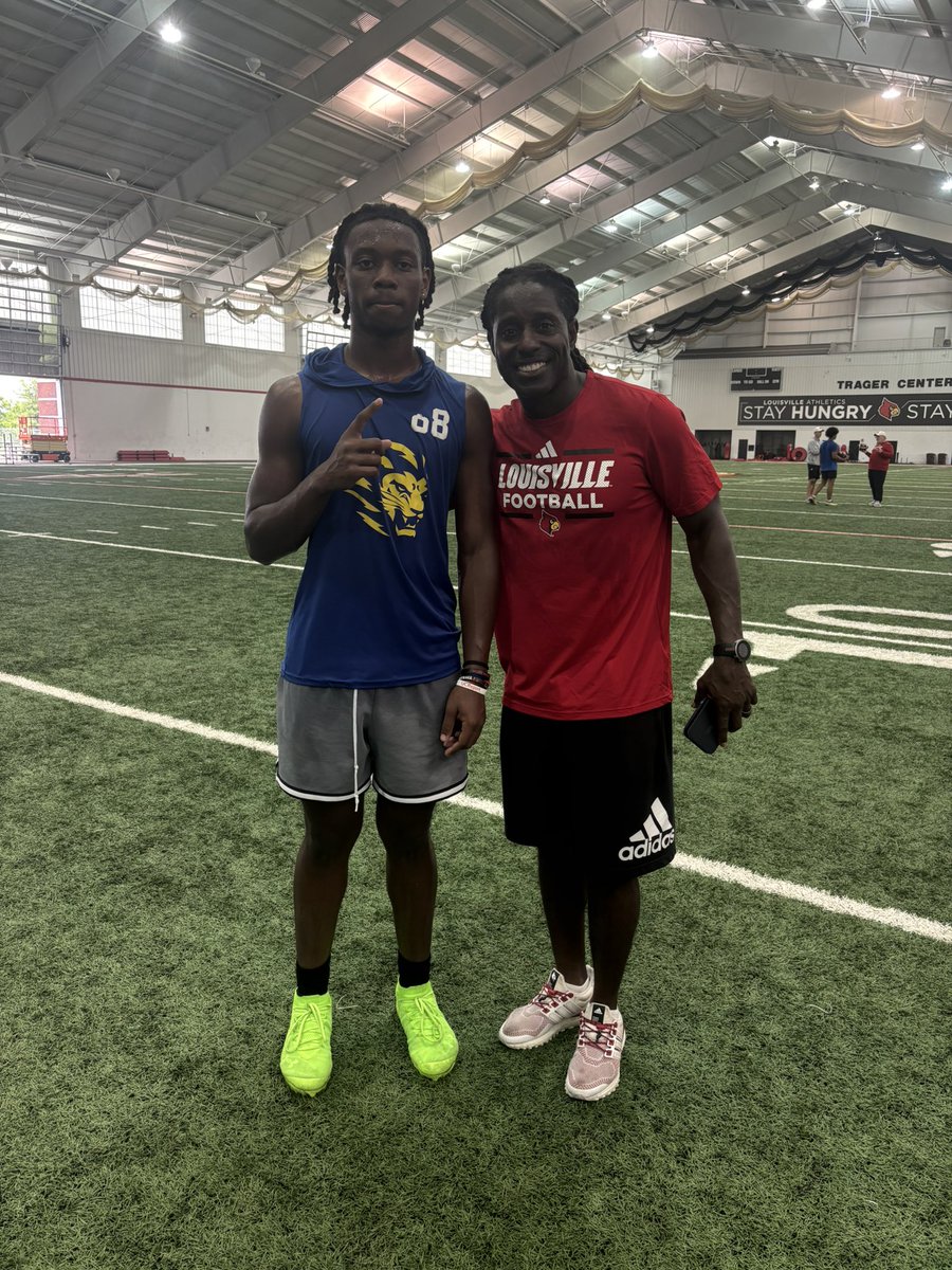 Had a great workout with <a href="/deionbranch84/">Deion Branch #83 #84</a> yesterday thank you for developing my skills