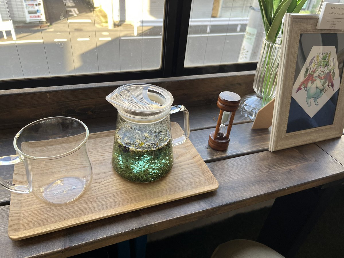 駆け込みで #猫田博人展 に来た人になってる