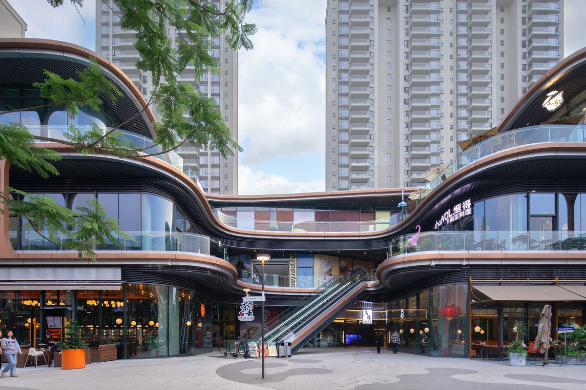 Archello's tweet image. Aedas’ Hyperlane Park in Chengdu redefines urban life through a 2.4km mixed-use corridor that fuses architecture, landscape, and social infrastructure. 
buff.ly/tISr3Qk

#UrbanDesign #LandscapeArchitecture #MixedUseDevelopment