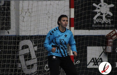 LanzaroteDeportiva (@lanzarotedeport) on Twitter photo 🤾♀️ #Balonmano
Ana Marín completa la portería del CICAR Lanzarote Ciudad de Arrecife
☑️ Séptima temporada en el club
☑️ Volverá a competir en Iberdrola
☑️ Quinta renovación en el <a href="/BMSanJoseObrero/">C.D.Balonmano San Jose Obrero</a>
Consulta la noticia en el enlace ⬇️⬇️
lanzarotedeportiva.com/index.php/balo… 🤾♀️ #Balonmano
Ana Marín completa la portería del CICAR Lanzarote Ciudad de Arrecife
☑️ Séptima temporada en el club
☑️ Volverá a competir en Iberdrola
☑️ Quinta renovación en el <a href="/BMSanJoseObrero/">C.D.Balonmano San Jose Obrero</a>
Consulta la noticia en el enlace ⬇️⬇️
lanzarotedeportiva.com/index.php/balo…
